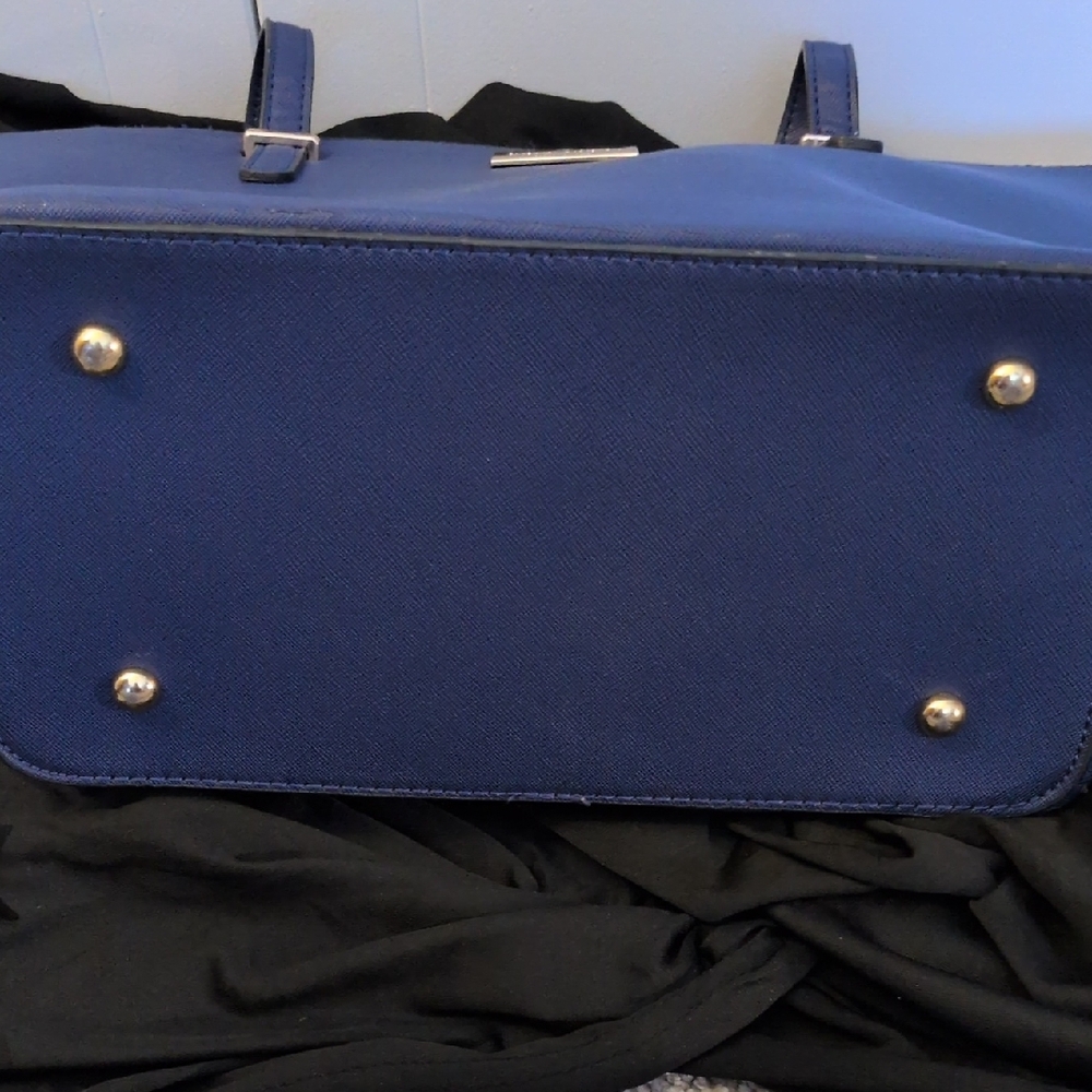 kate spade navy blue tote with gold plaque - Picture 16 of 16